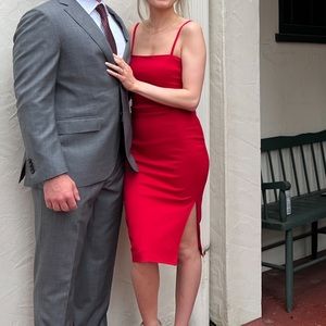 Lulu’s red midi dress